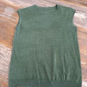 Green Sleeveless merino Wool Sweater size Small